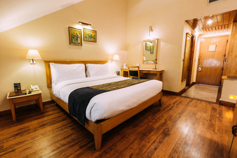 Bedroom 4, Hotel Willow Banks, Mall Road Shimla, Shimla