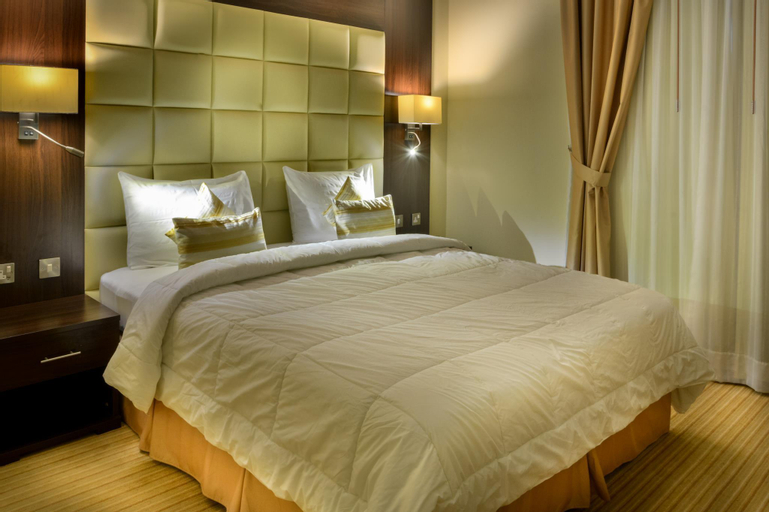 Golden Ocean Hotel