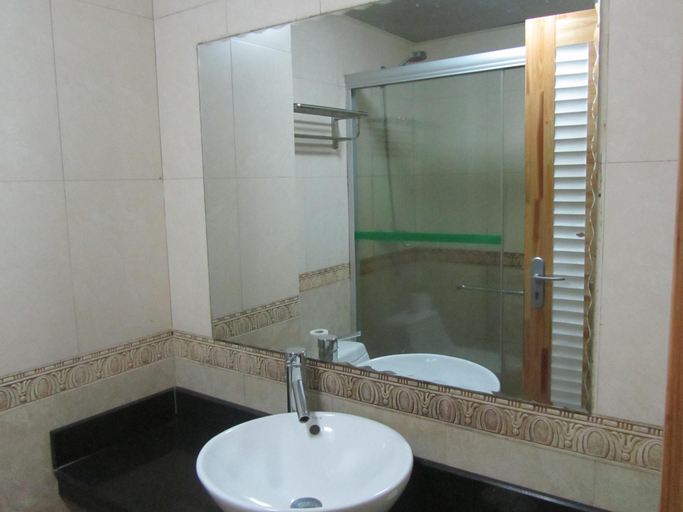 Bathroom, Huangshan Baiyun Hotel, Huangshan