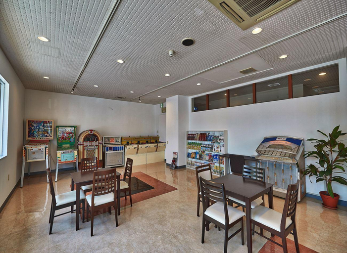Food & Drinks 5, Hotel Orox, Naha