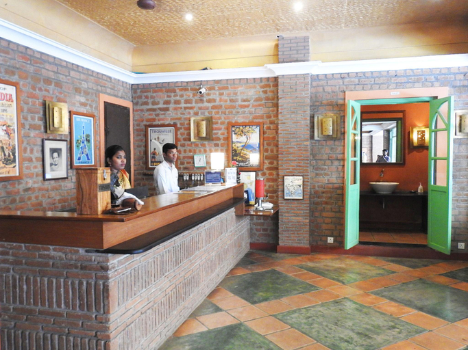 Public Area, Mango Hill Pondicherry, Viluppuram