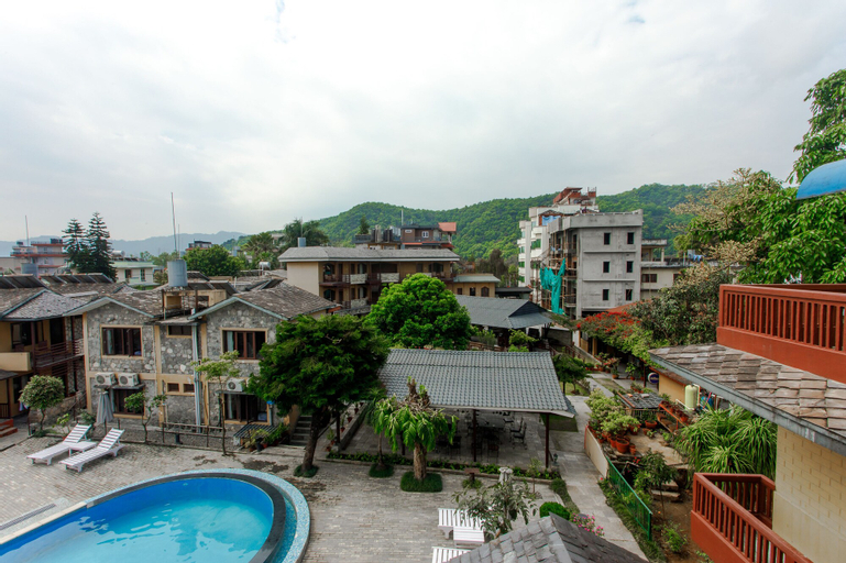 The Lakeside Retreat, Gandaki