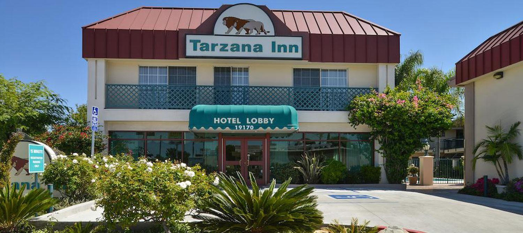 Tarzana Inn, Los Angeles