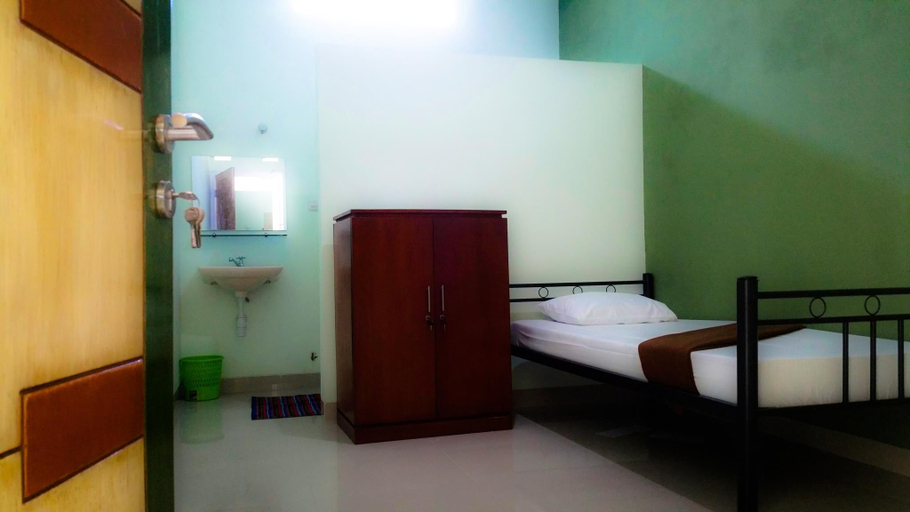 Bedroom, PoLaz (Bed 'n Brew), Bogor