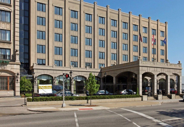 Exterior & Views 2, Hotel St. Regis, Wayne