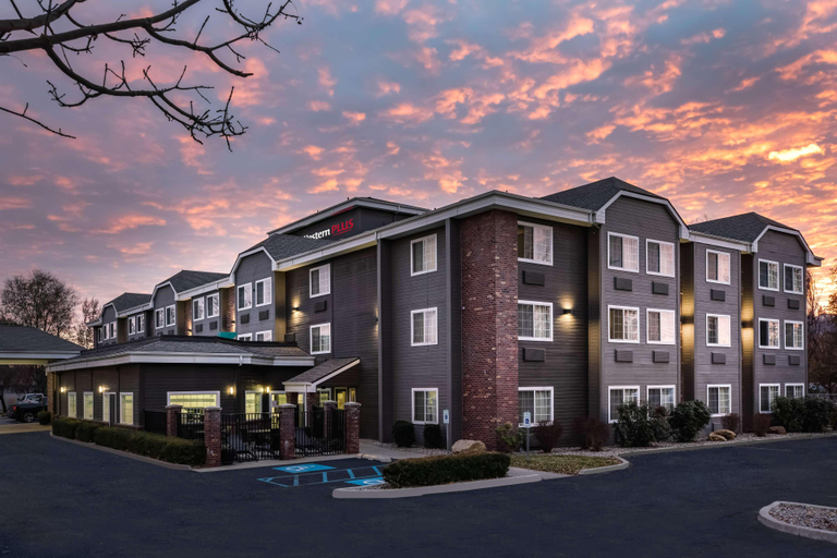 Exterior & Views 2, Best Western Plus Spokane North, Spokane
