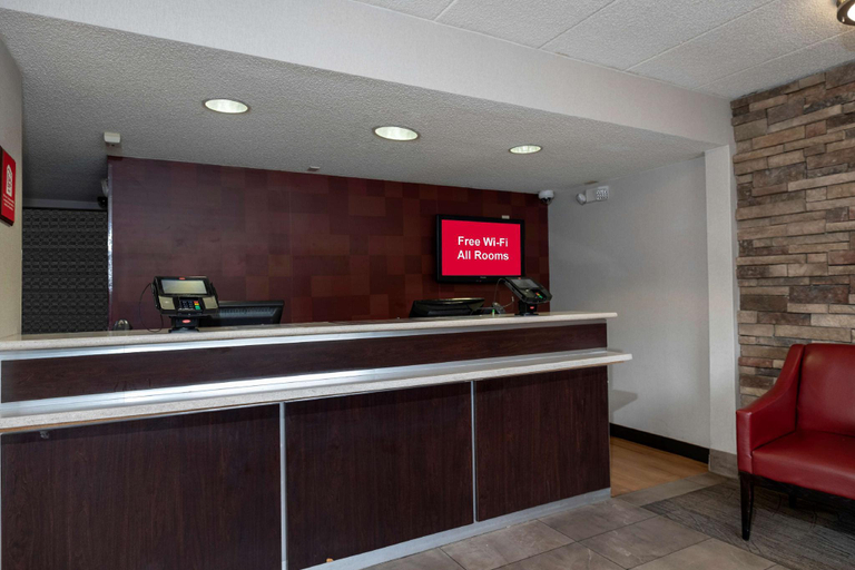Public Area 2, Red Roof Inn Washington DC - Lanham, Prince George's