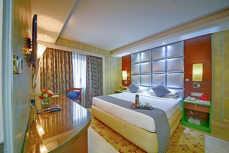 Bedroom 3, Hotel De Sovrani, North 24 Parganas