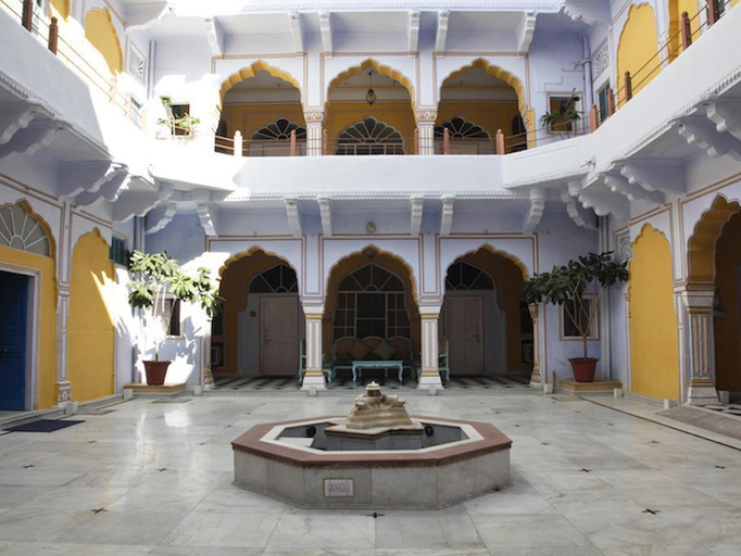 Public Area 5, Diggi Palace - Jaipur City Center Heritage Hotel, Jaipur