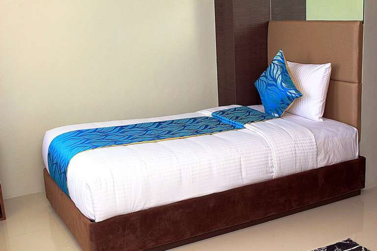 Hotel Estrella, Tacloban City