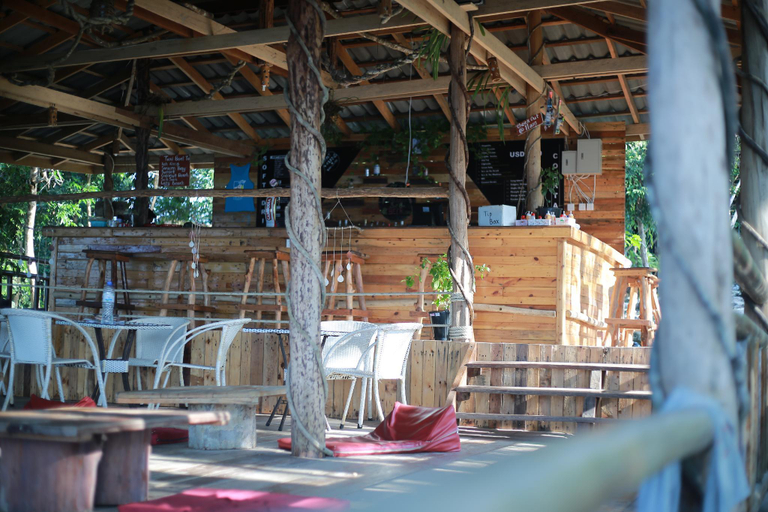 Public Area, The Cliff Hostel, Sihanoukville
