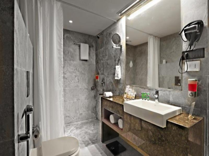 Bathroom 5, Keys Prima Temple Tree, Ahmadnagar
