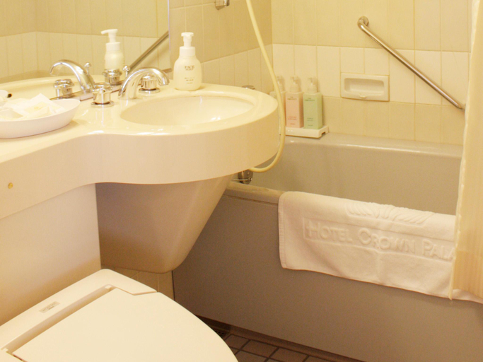 Bathroom 5, Kobe Marriott Hotel, Kobe