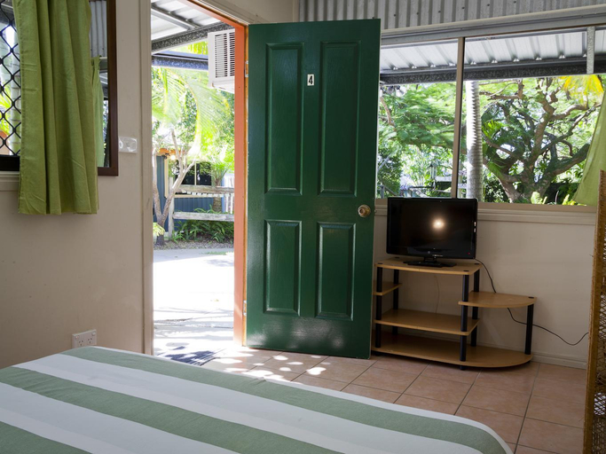 Exterior & Views 5, Woolshed Eco Lodge, Eidsvold