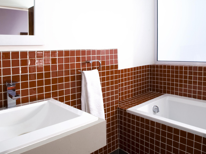 Bathroom 4, Golden Gate Hotel and Chalets, Thabo Mofutsanyane