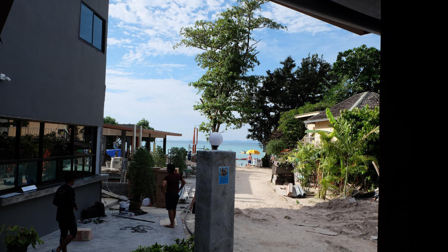 Public Area 4, Ibiza House, Mueang Krabi