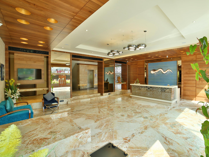 Public Area 2, hotel G Express, Ahmadabad