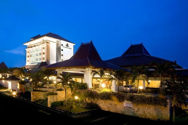 The Sunan Hotel Solo, Solo