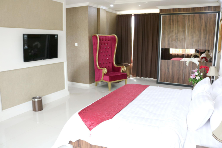 Bedroom 30