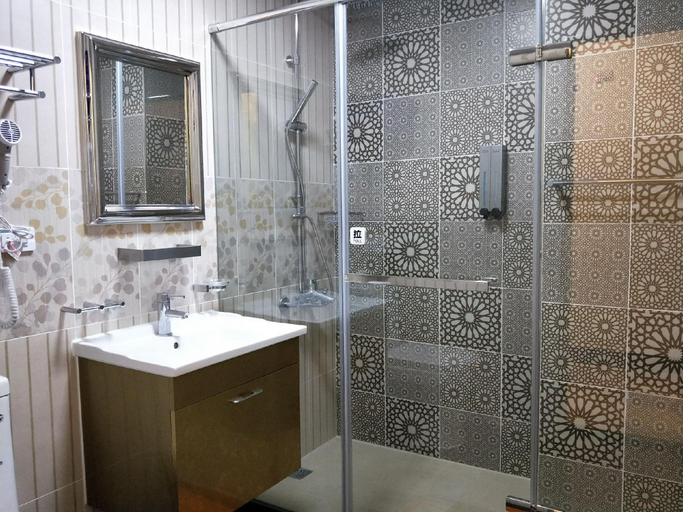 Bathroom 4, Kenting Chiu Chaung Homestay, Pingtung