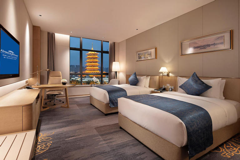 Exterior & Views 1, Howard Johnson by Wyndham Jimei Lake Plaza Xiamen, Xiamen
