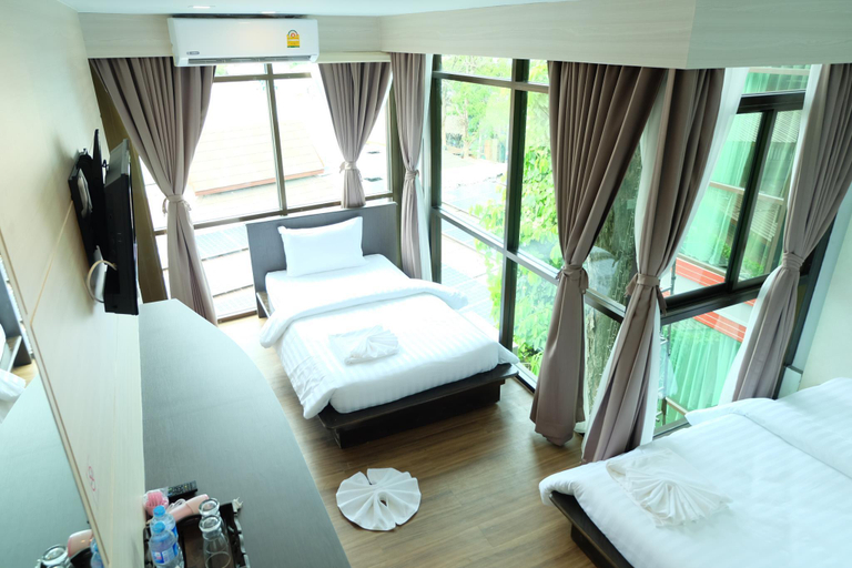 Bedroom 5, Aplus Deluxe Hotel, Muang Satun