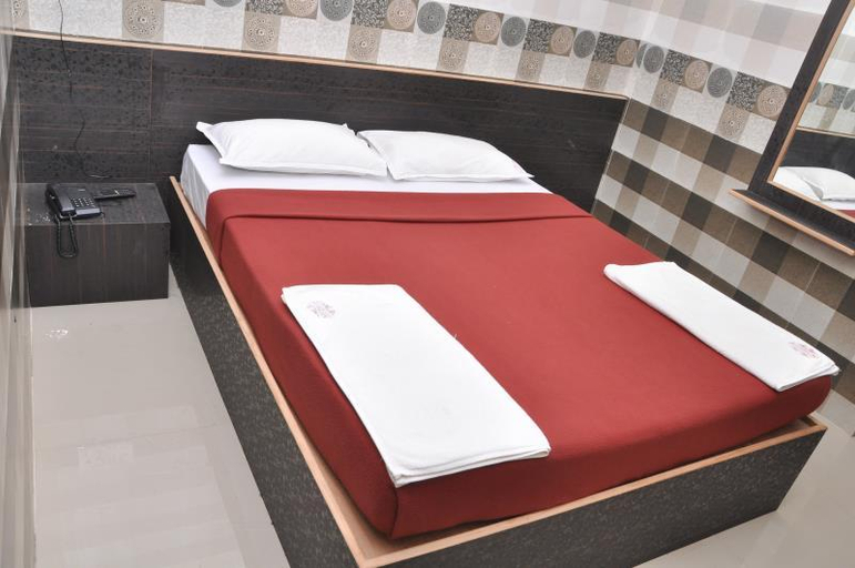 Bedroom 1, Addhuri Comforts Hotel, Mysore
