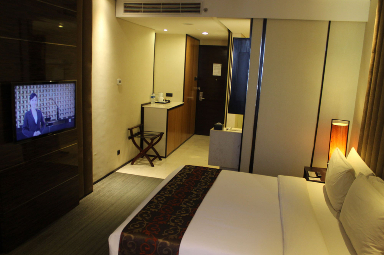 PO Hotel ( FKA Crowne Plaza Semarang ), Semarang