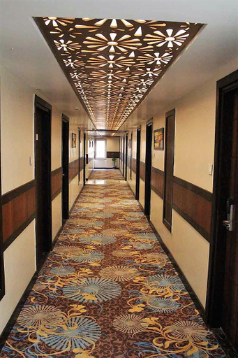 Public Area 3, Hotel Tridev, Varanasi