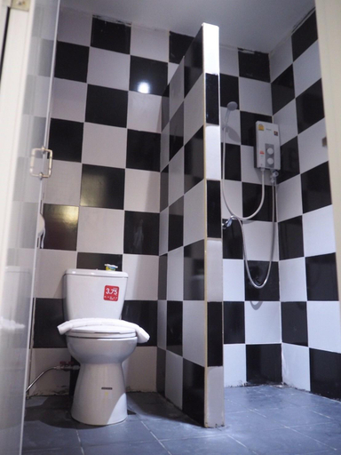 Bathroom, At Night Airport Resort, Phuket Island