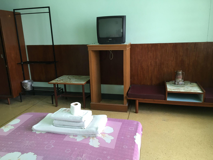 Bedroom 5, Laemthong Hotel, Hat Yai