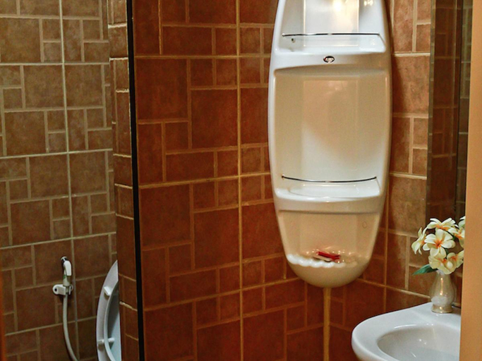Bathroom 3, Star Guesthouse, Phuket Island