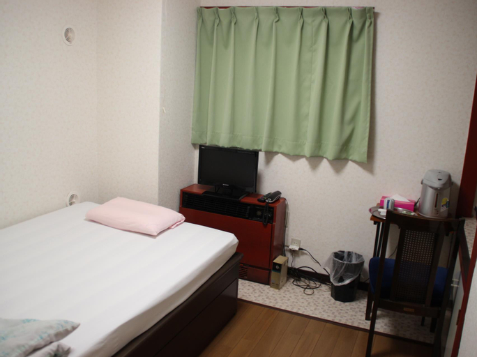 Bedroom 4, Hotel New Tochigiya, Taitō