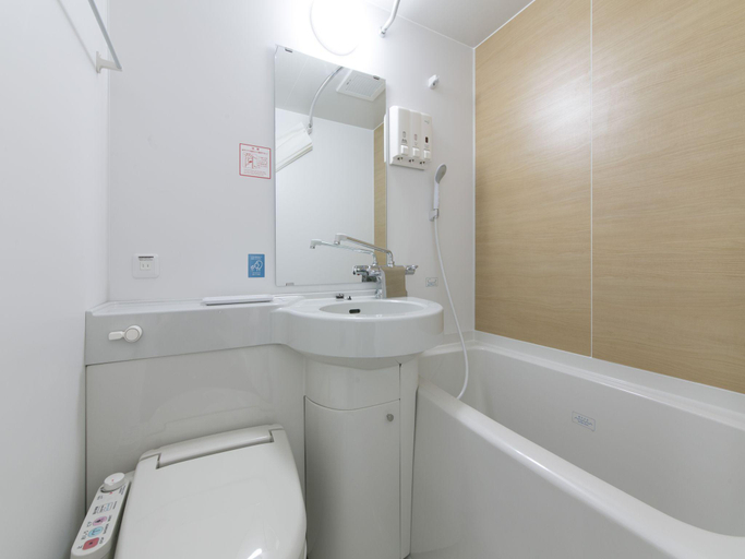 Bathroom 5, Washington R&B Hotel Shin-Osaka Kitaguchi, Osaka
