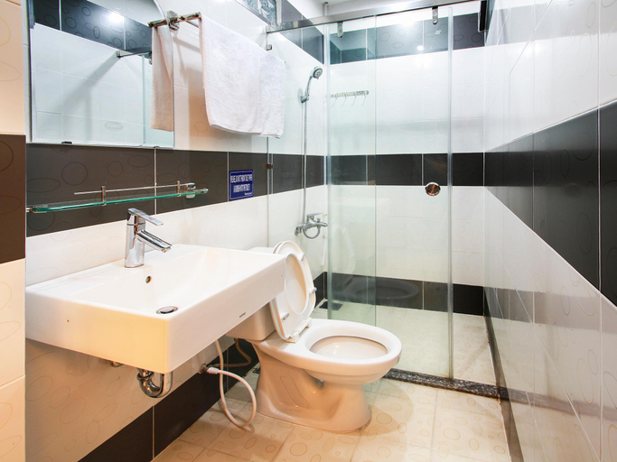 Bathroom 3, Bui Vien Hostel, District 1