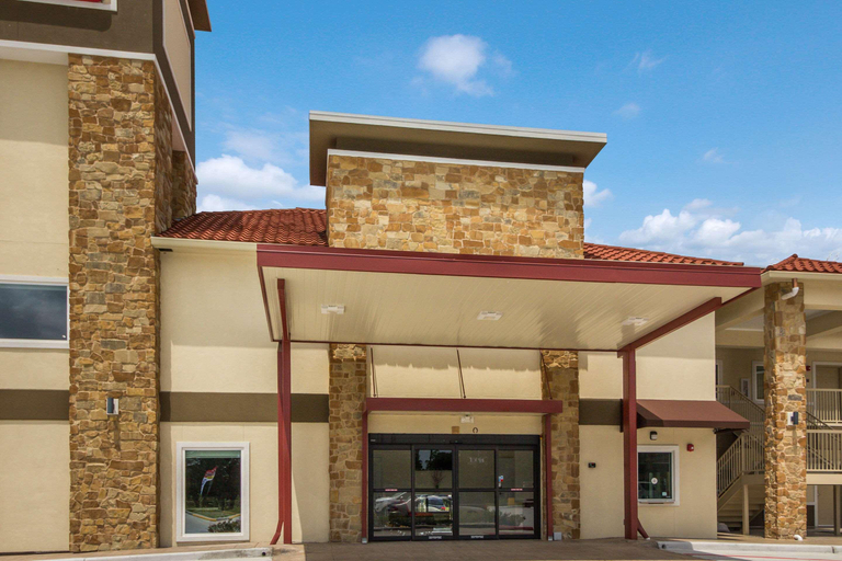 Exterior & Views 1, REGENCY INN AND SUITES, Houston