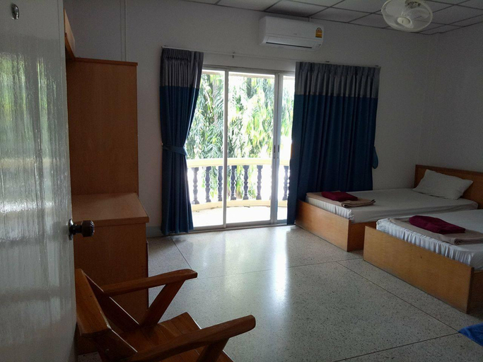 Bedroom 3, Bangsaphan Resort, Bang Saphan