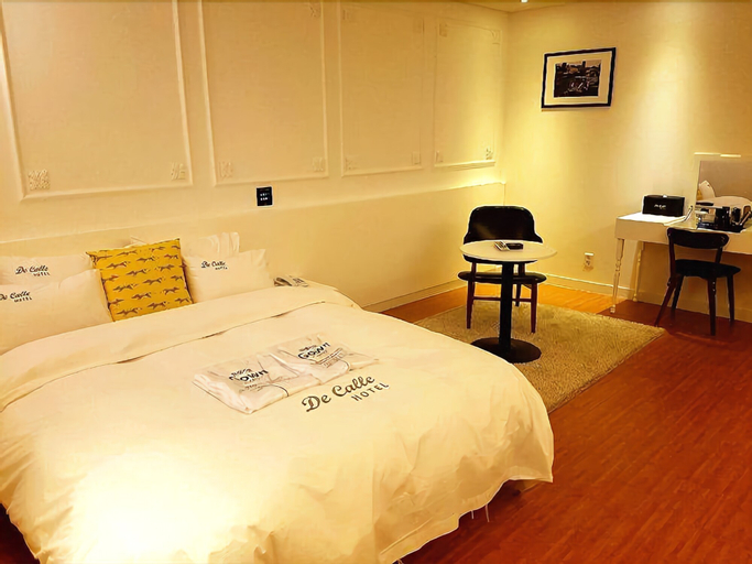 Decalle Hotel, Seosan