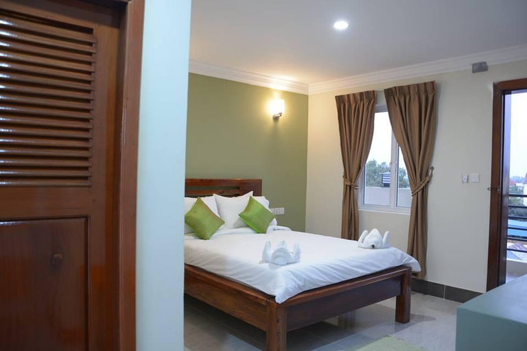 Bedroom 5, Neakru Guesthouse and Restaurant, Kampot