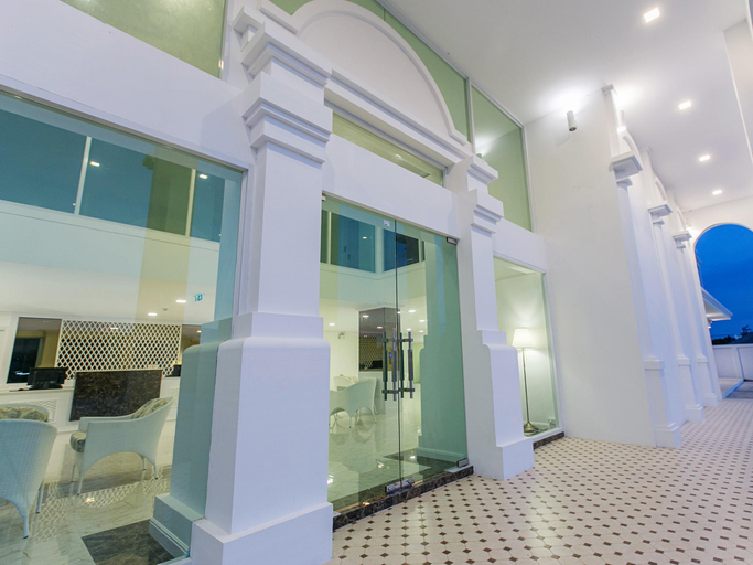 Public Area 2, B2 Hua Hin Premier Hotel, Hua Hin