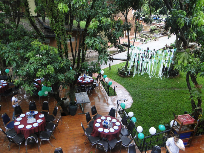 Food & Drinks 5, Hern Lhin Natural Resort, Hang Dong