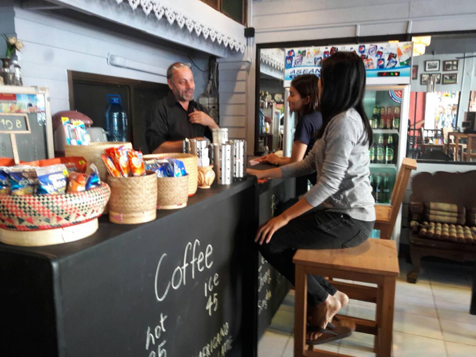 Restaurant & Bar, Sritrakarn Hotel, Muang Udon Thani