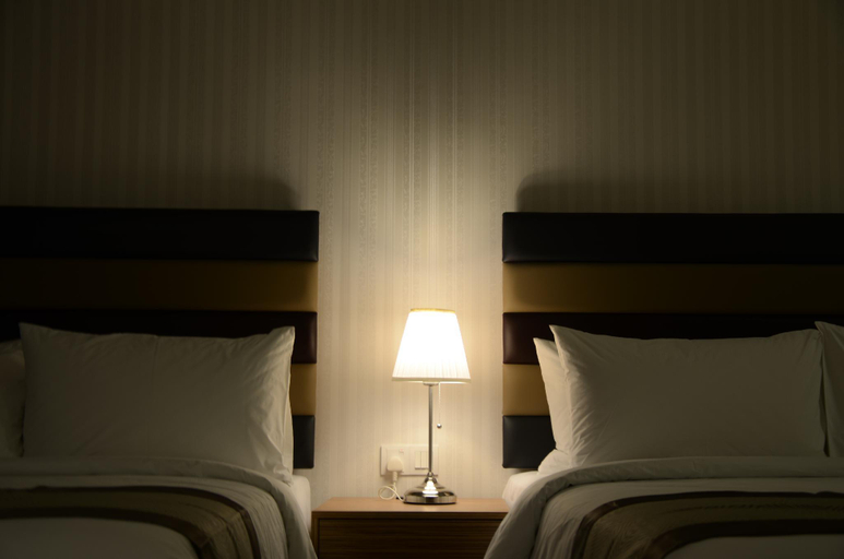 Bedroom 2, Perth Hotel, Kulaijaya