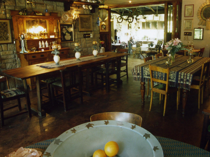 Food & Drinks 5, River House Lodge, Ehlanzeni
