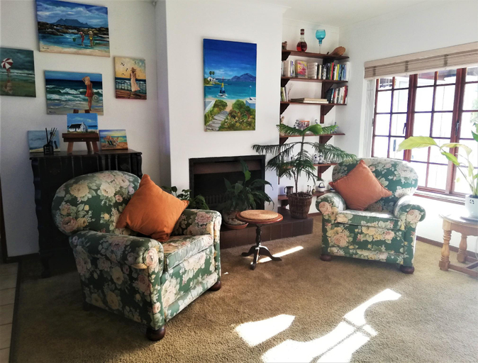 Public Area 3, Dolphin Inn Guesthouse Blouberg, City of Cape Town