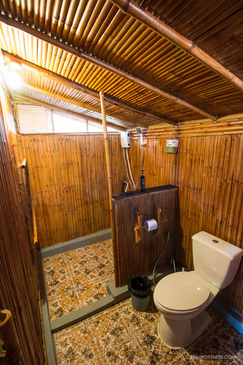 Bathroom, Baansuanpai Noppakao, Pak Chong