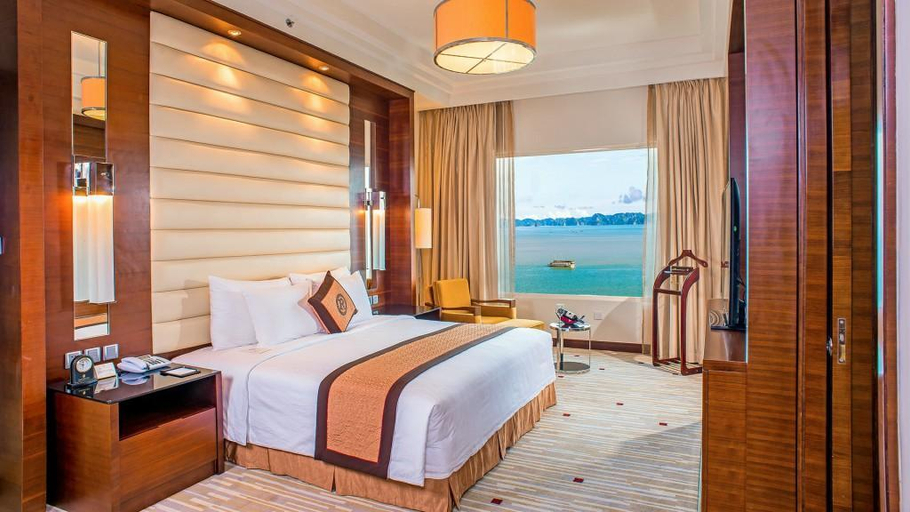 Bedroom 3, Royal Halong Hotel, Hạ Long