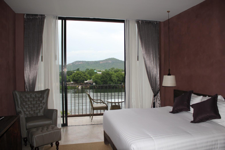 Bedroom 4, The Glory River Kwai Hotel, Muang Kanchanaburi