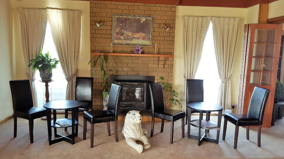 Public Area 2, Hepburn Springs Motor Inn, Hepburn - East