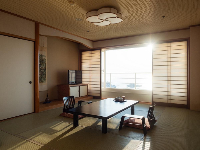Exterior & Views 2, Shirahama Key Terrace Hotel Seamore, Shirahama
